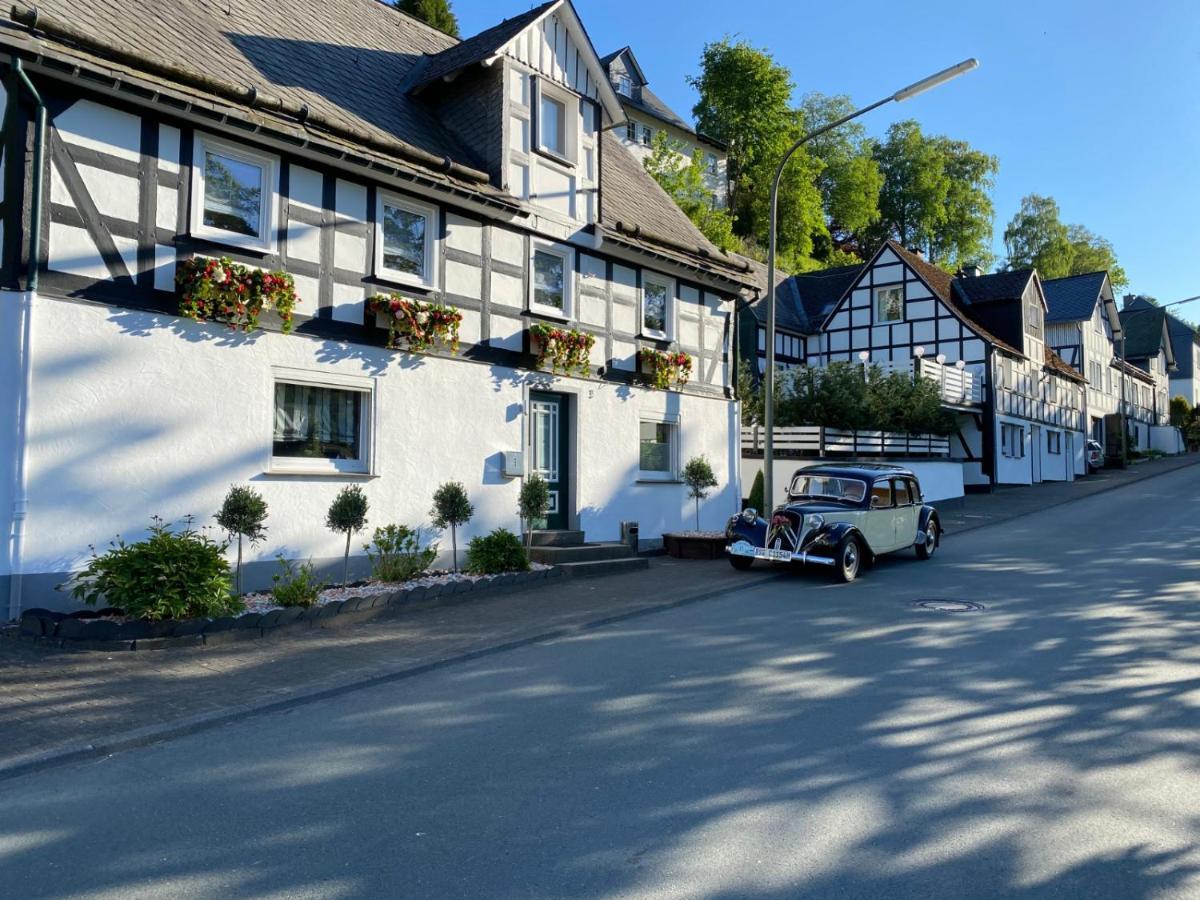Ferienhaus Sauerland-Traeume 슈말렌부르크 외부 사진